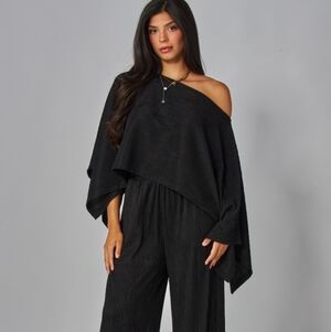 Off-Shoulder Black Wide-Leg Jumpsuit Pantsuit